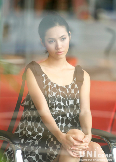 Vũ Hoàng My sinh năm 1988, đoạt danh hiệu Á hậu 1 cuộc thi Hoa hậu Việt Nam 2010.