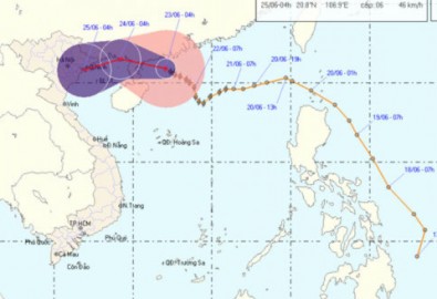 Bão số 2 cách Móng Cái 450 km