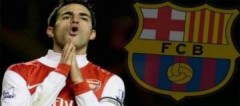 Fabregas thừa nhận HLV Barca là thần tượng