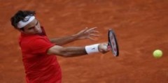 Federer vào bán kết gặp Djokovic