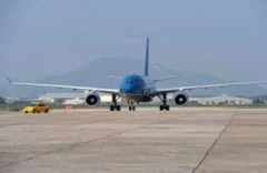 Hành khách bị trói tay vì đánh tiếp viên Vietnam Airlines