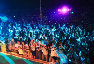 Lễ hội đường phố khuấy động Festival Biển