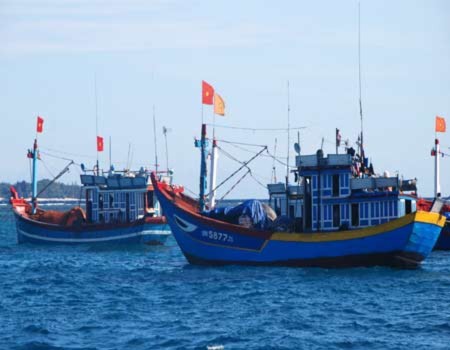 Một tàu cá bị Trung Quốc tịch thu tài sản