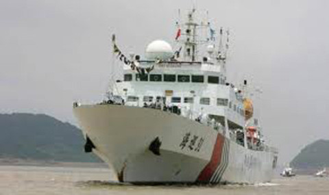 Giữa lúc căng thẳng gia tăng, Trung Quốc đã điều động một trong những tàu tuần tra hàng hải lớn nhất của họ tới Biển Đông Ảnh: china-pla