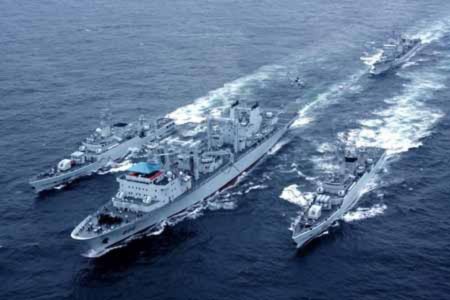 Tàu hải quân Trung Quốc trong một cuộc tập trận. Ảnh: Xinhua.