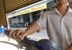Người thừa ngón tay không đủ điều kiện thi lấy giấy phép lái xe?