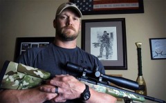 Cựu chiến binh Chris Kyle vừa bị bắn chết.