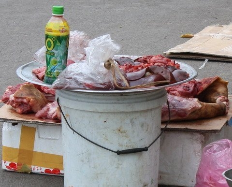 Thịt rừng... rởm ùn ùn xuống phố