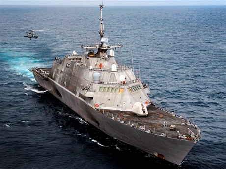Tàu chiến duyên hải USS Freedom của Mỹ.