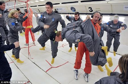 Mỗi tấm vé có giá tới hơn 5000 bảng Anh