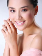 Á hậu Dương Trương Thiên Lý hiện là cổ đông lớn trong Ngân hàng Nam Á