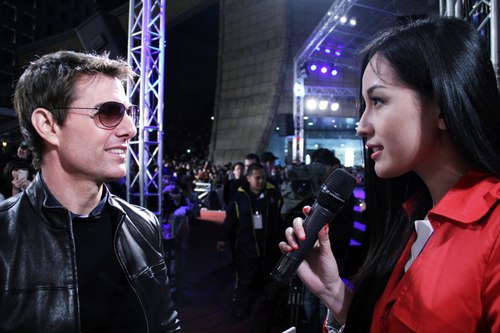Mai Phương Thúy gặp Tom Cruise trên thảm đỏ Đài Loan - Tin180.com (Ảnh 1)