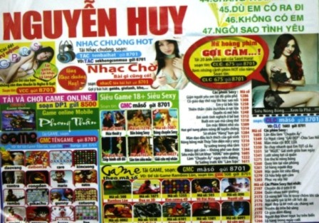 Đĩa thiếu nhi in hình “sexy”, quảng cáo “chuyện người lớn”