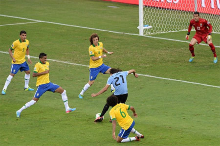 Brazil ít có cơ hội nguy hiểm hơn so với Uruguay