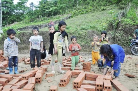 Khó tin nơi đàn ông chỉ sống đến 50 tuổi