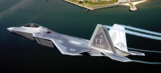 F-22 có tốc độ nhỉnh hơn T-50