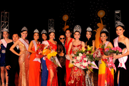 Toàn cảnh đêm chung kết của cuộc thi Hoa hậu Việt Nam toàn cầu 2013.