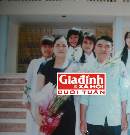 Cha mẹ đếm từng ngày chờ hiến mắt cứu con trai thủ khoa Đại học 2