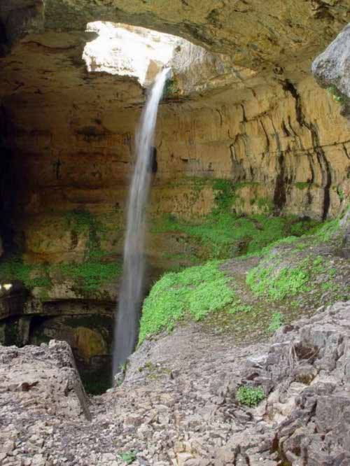 Những thác nước "kỳ lạ" nhất thế giới - 12