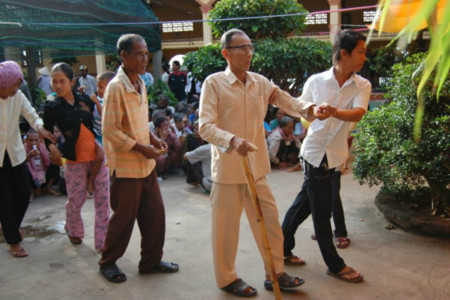 Dắt nhau mà đi Dắt nhau mà đi