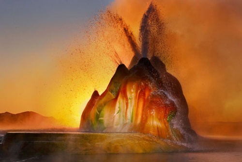 Mạch nước Fly Geyser - cảnh đẹp ngoài hành tinh