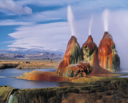 Mạch nước Fly Geyser - cảnh đẹp ngoài hành tinh