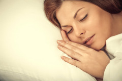Tâm trí vấn vương ở đâu khi bạn chìm vào giấc ngủ? (Shutterstock*)