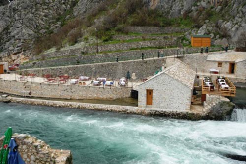 Thị trấn Blagaj bức tranh phong cảnh châu Âu - 12