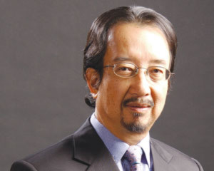 Tiến sĩ Alan Phan. Tiến sĩ Alan Phan.
