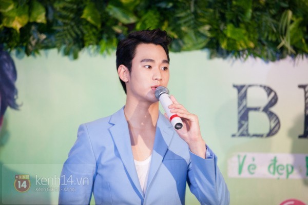 Fan Việt háo hức gặp Kim Soo Hyun tại buổi fan meeting 1