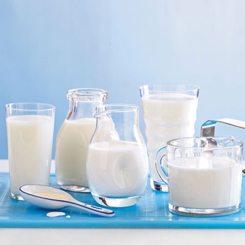 Vì sao sữa có màu trắng?