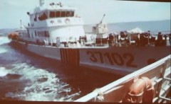 Tàu số hiệu 37102 của Trung Quốc đâm vào ngang mạn 1 tàu của Việt Nam