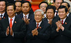 Các lãnh đạo đảng cộng sản Việt nam từ phải sang: Chủ tịch Trương tấn Sang, TBT Nguyễn Phú Trọng, Thủ tướng Nguyễn Tấn Dũng.