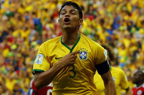 Bàn thắng sớm của Thiago Silva đã giúp Brazil vượt qua rào cản tâm lý. Ảnh: Reuters