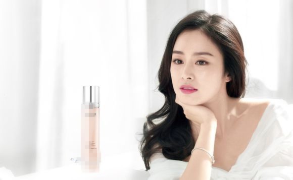 Kim Tae Hee đẹp long lanh trong loạt ảnh mới dù đã ngoài 30 3