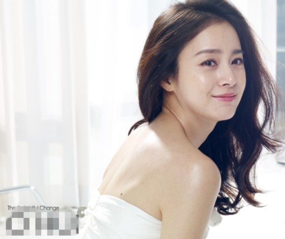 Kim Tae Hee đẹp long lanh trong loạt ảnh mới dù đã ngoài 30 4