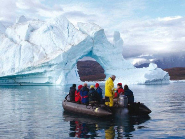 Sinh vật bí ẩn tồn tại dưới lớp băng dày 740m ở Nam Cực