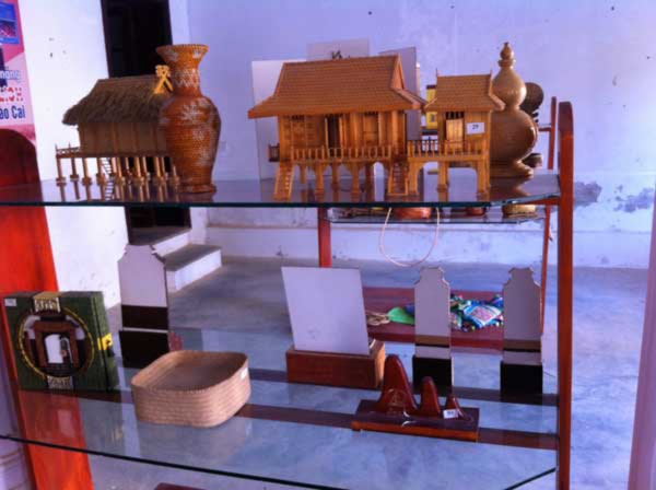 Dinh thự vua mèo xứ Bắc Hà