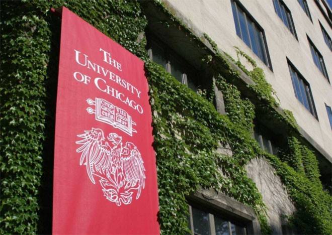 <b>8. Đại học Chicago</b><br><br>Quốc gia: Mỹ<br>Xếp hạng trong nước: 7<br>Xếp hạng về chất lượng giáo dục toàn cầu: 4<br>Xếp hạng về công việc của sinh viên sau tốt nghiệp: 15<br>Tổng điểm: 90,7/100<br><br><i>Nguồn: Center for World University Rankings</i><br>
