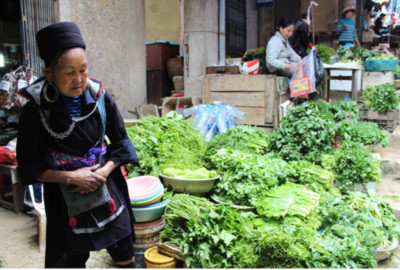 Rau xanh có nguồn từ Trung Quốc, bán ở chợ Cốc Lếu, Lào Cai. RFA