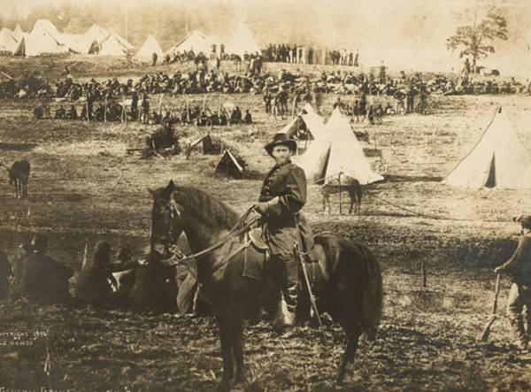 Con người đã biết "Photoshop" ảnh từ những năm 1902