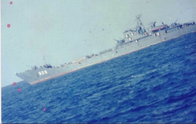Con tàu mang số hiệu 929 này đóng vai trò soái hạm và hậu cần của Hạm đội Nam Hải tham gia Hải chiến Trường Sa