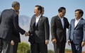 Tổng thống Mỹ Barack Obama bắt tay với Thủ tướng Việt Nam Nguyễn Tấn Dũng, sau khi chụp ảnh chung với các nhà lãnh đạo Đông Nam Á tại Sunnylands, California, hôm 16/2, ngày kết thúc hội nghị thượng đỉnh Mỹ - ASEAN.