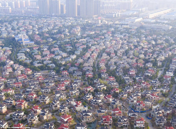 Hoa mày chóng mặt với hàng nghìn căn biệt thự san sát ở Trung Quốc - Ảnh 3.