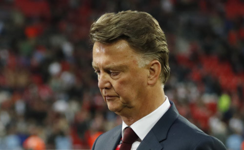 man-utd-sa-thai-van-gaal