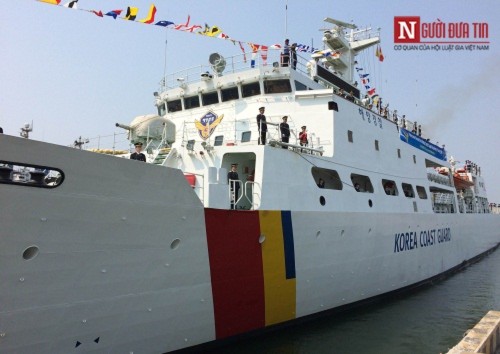 Tàu huấn luyện trên biển của Hàn Quốc ghé thăm Đà Nẵng - Ảnh 2