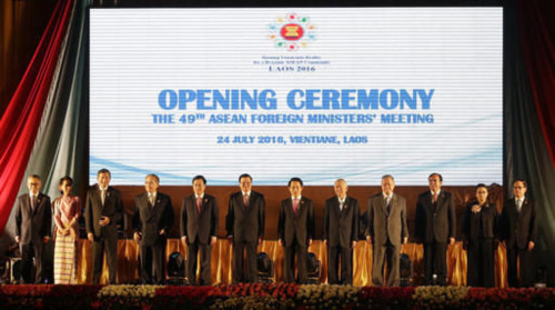 hanh-trinh-ra-tuyen-bo-chung-cua-cac-ngoai-truong-asean-tai-lao