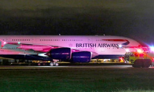 Phi cơ British Airways hạ cánh xuống Vancouver, Canada. Ảnh: Express/Twitter.