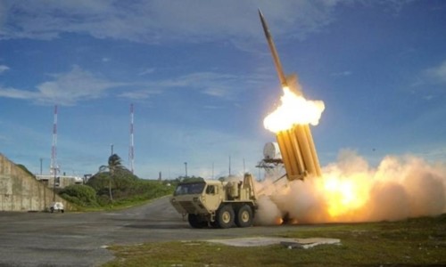 Hệ thống phòng thủ tên lửa THAAD. Ảnh: Reuters.