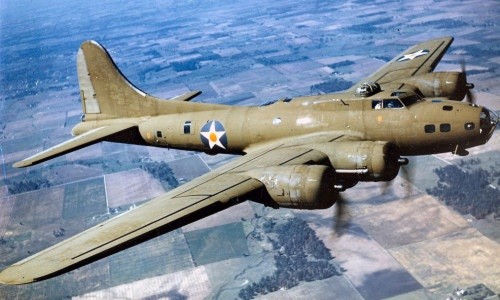 b-17-oanh-tac-co-giang-don-chi-mang-vao-phat-xit-duc